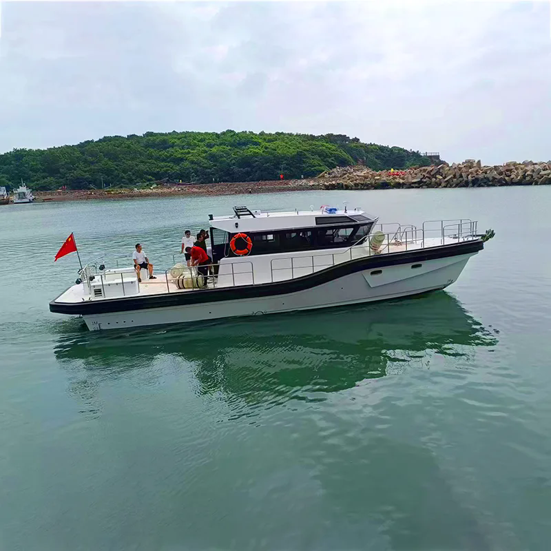 Como funciona um barco-patrulha na segurança marítima moderna?