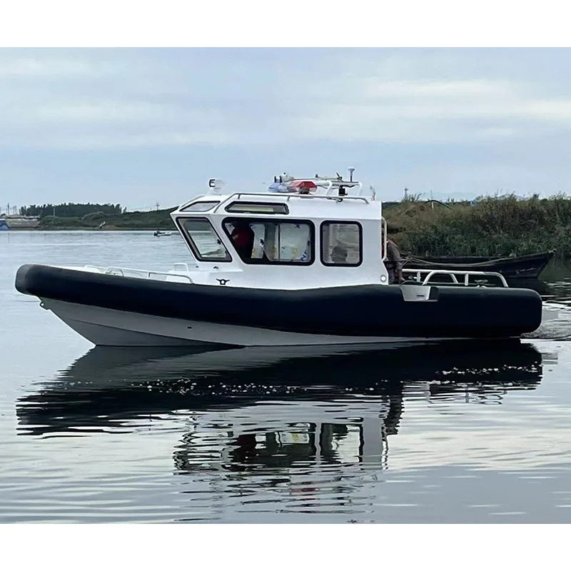 Como os barcos policiais melhoram a segurança marítima?