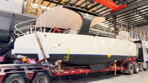 Navegando em frente com excelente desempenho | Nosso catamarã conclui com sucesso o teste no mar